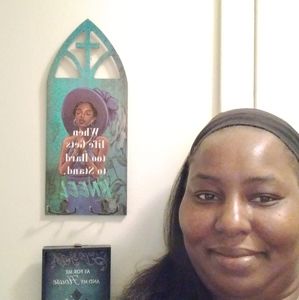 Meet your Posher, Angela